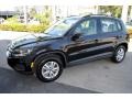 Deep Black Pearl - Tiguan S Photo No. 5