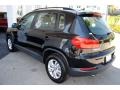 Deep Black Pearl - Tiguan S Photo No. 6