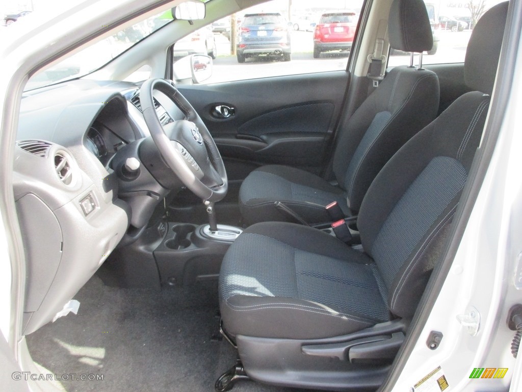 Charcoal Interior 2018 Nissan Versa Note SV Photo #126717322