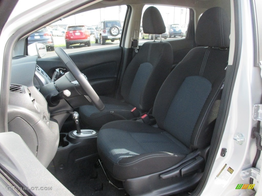 2018 Nissan Versa Note SV Front Seat Photo #126717402