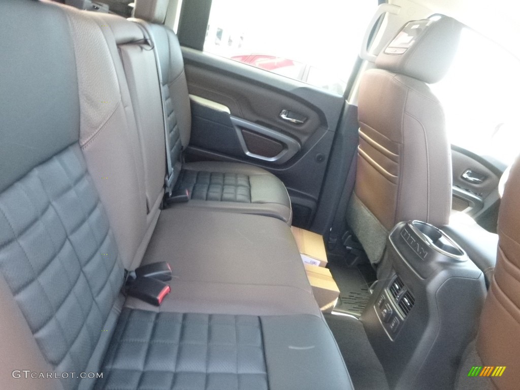 Platinum Reserve Black/Brown Interior 2018 Nissan Titan Platinum Reserve Crew Cab 4x4 Photo #126724062