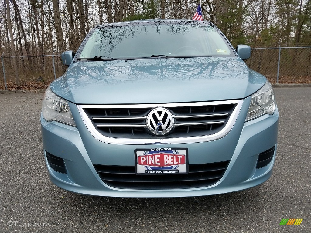 2009 Routan SEL - Antigua Blue Metallic / Aero Grey photo #2