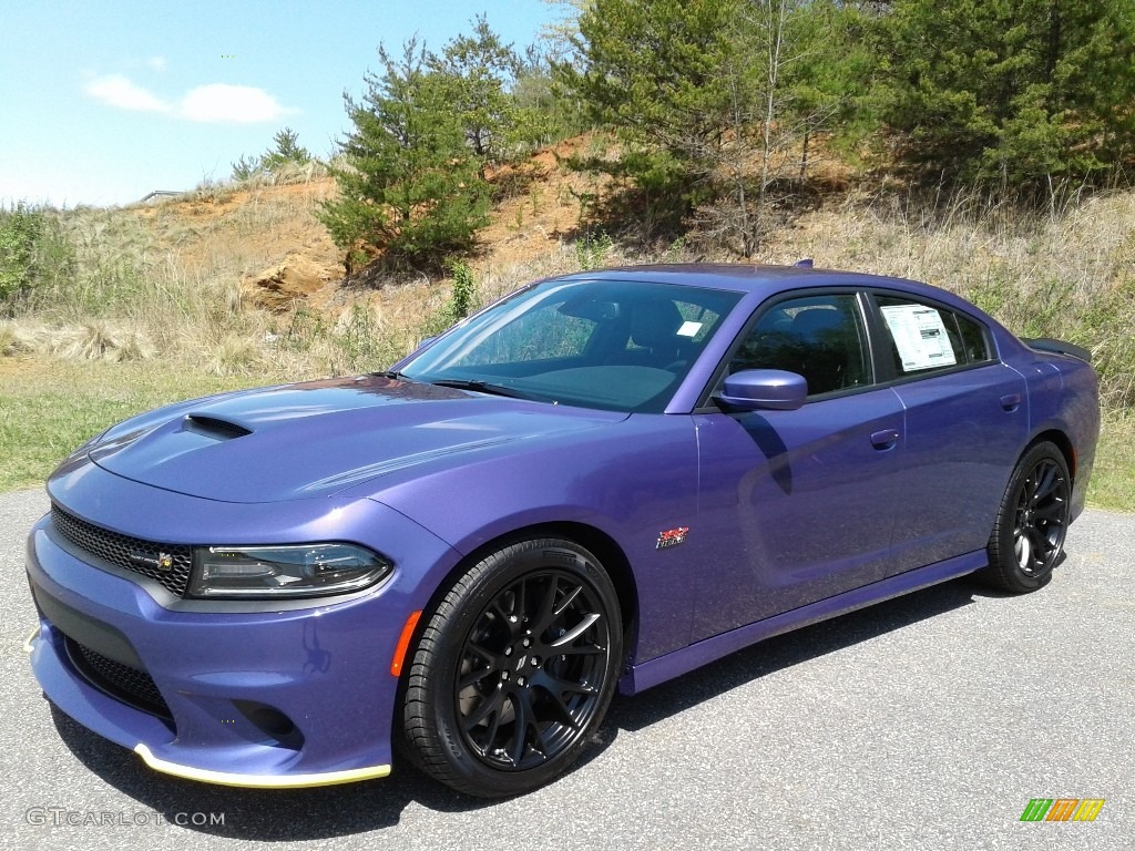 Plum Crazy Pearl 2018 Dodge Charger R/T Scat Pack Exterior Photo #126732912