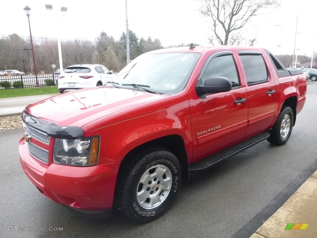 2010 Avalanche LS 4x4 - Victory Red / Ebony photo #5