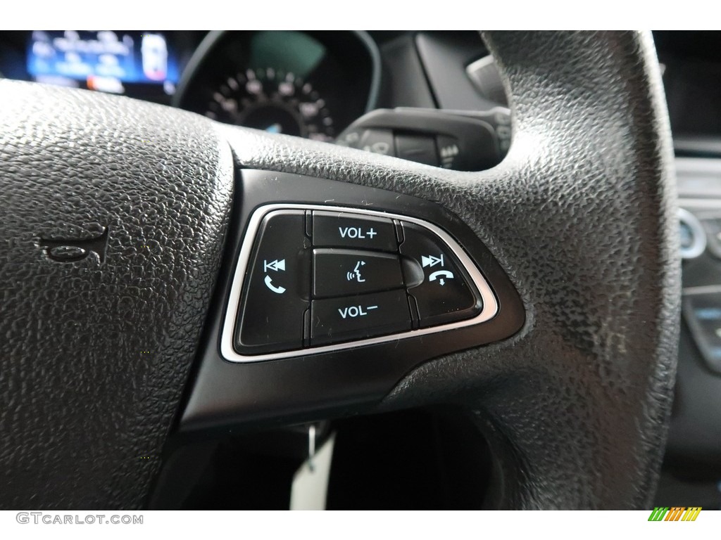 2015 Focus SE Hatchback - Ingot Silver Metallic / Charcoal Black photo #31