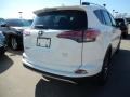 Super White - RAV4 XLE Photo No. 2