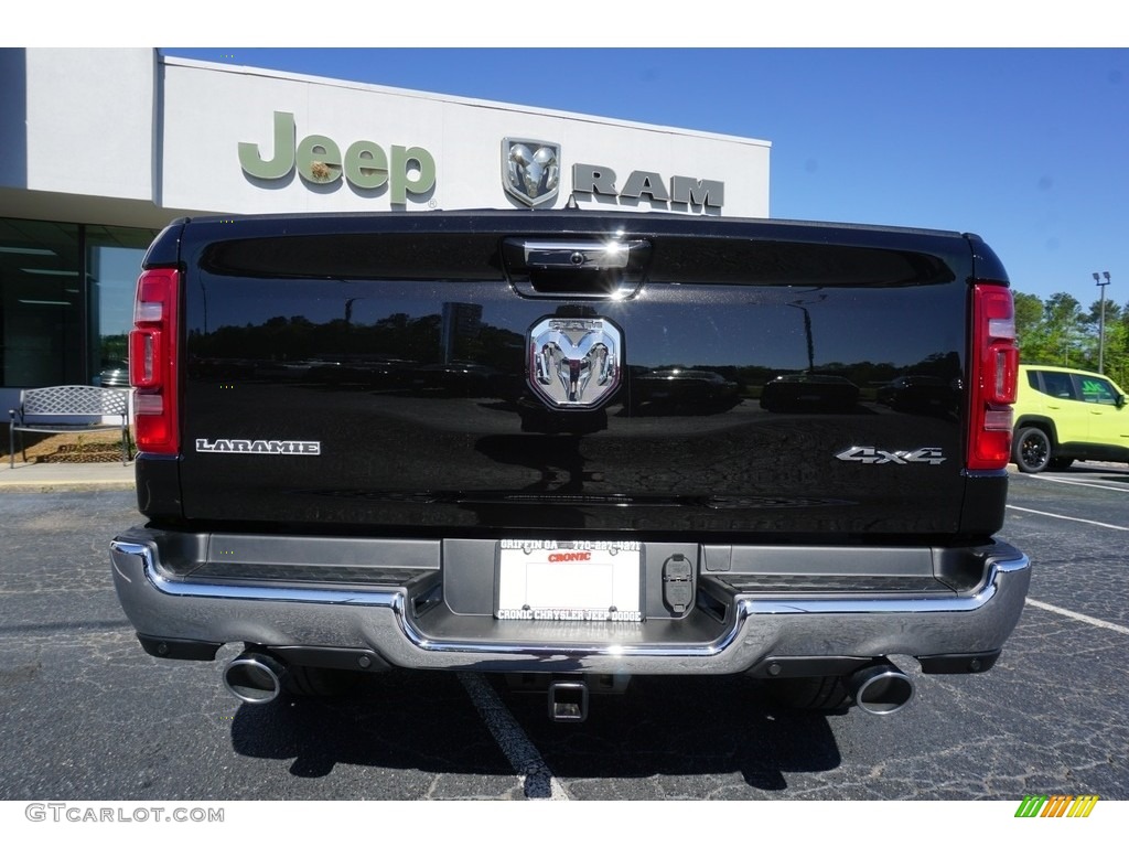 2019 1500 Laramie Crew Cab 4x4 - Diamond Black Crystal Pearl / Black photo #9