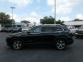 2019 Diamond Black Crystal Pearl Jeep Cherokee Limited  photo #2