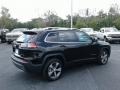 2019 Diamond Black Crystal Pearl Jeep Cherokee Limited  photo #5