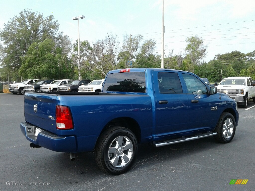 2018 1500 Express Crew Cab 4x4 - Blue Streak Pearl / Black/Diesel Gray photo #5