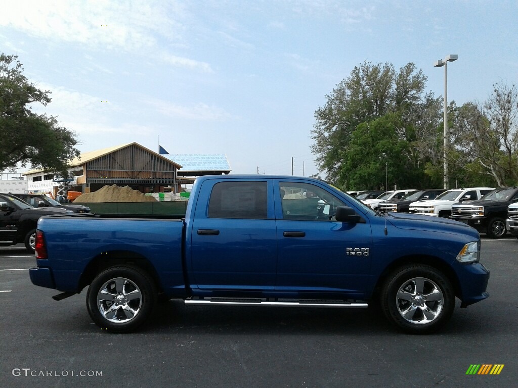 2018 1500 Express Crew Cab 4x4 - Blue Streak Pearl / Black/Diesel Gray photo #6