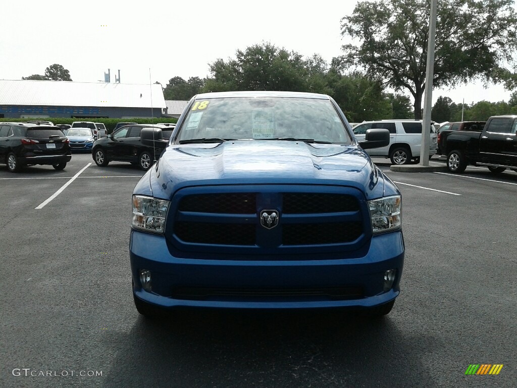 2018 1500 Express Crew Cab 4x4 - Blue Streak Pearl / Black/Diesel Gray photo #8