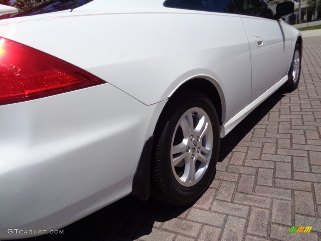 2006 Accord EX-L Coupe - Taffeta White / Ivory photo #21
