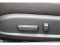 Slate Silver Metallic - ILX  Photo No. 20