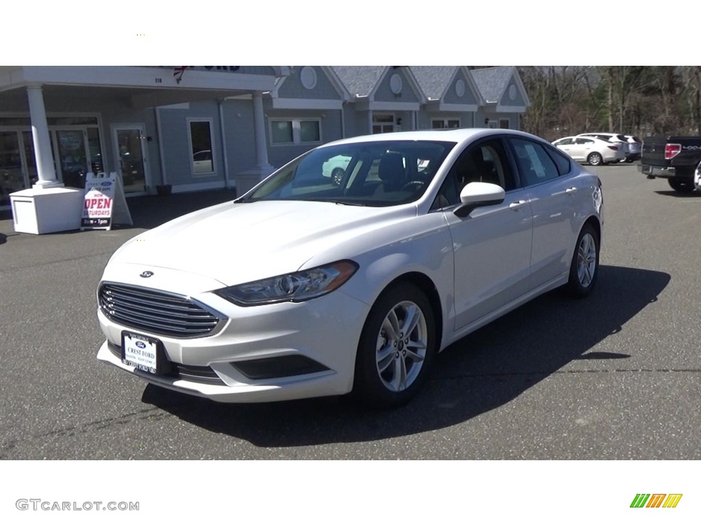 2018 Fusion SE - White Platinum / Ebony photo #3