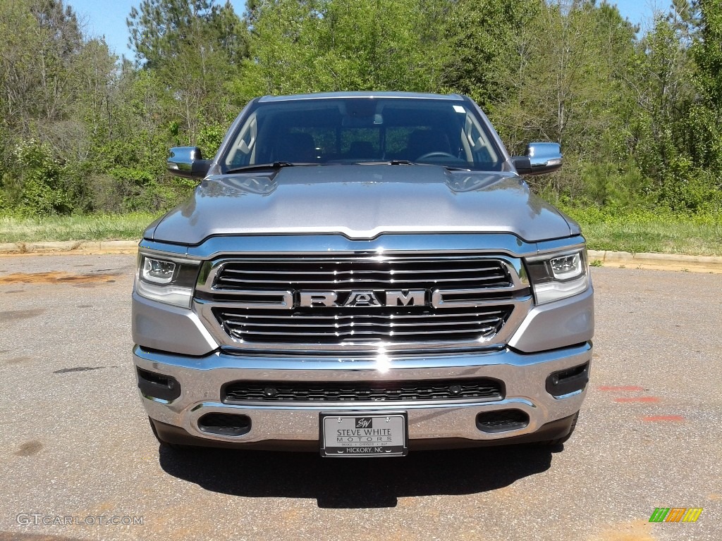 2019 1500 Laramie Crew Cab 4x4 - Billett Silver Metallic / Black photo #3