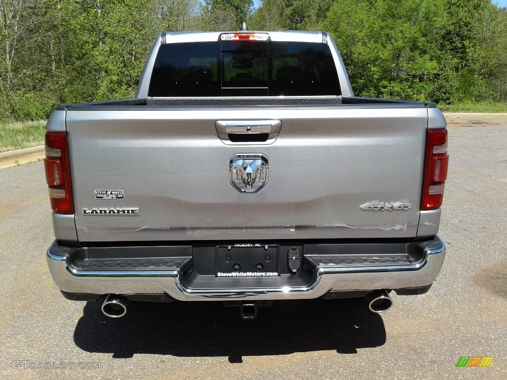 2019 1500 Laramie Crew Cab 4x4 - Billett Silver Metallic / Black photo #7