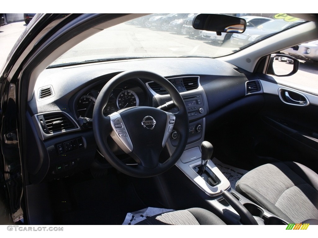 2014 Sentra S - Super Black / Charcoal photo #4