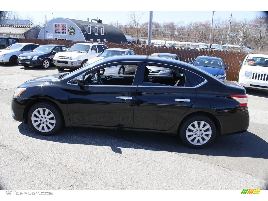 2014 Sentra S - Super Black / Charcoal photo #11