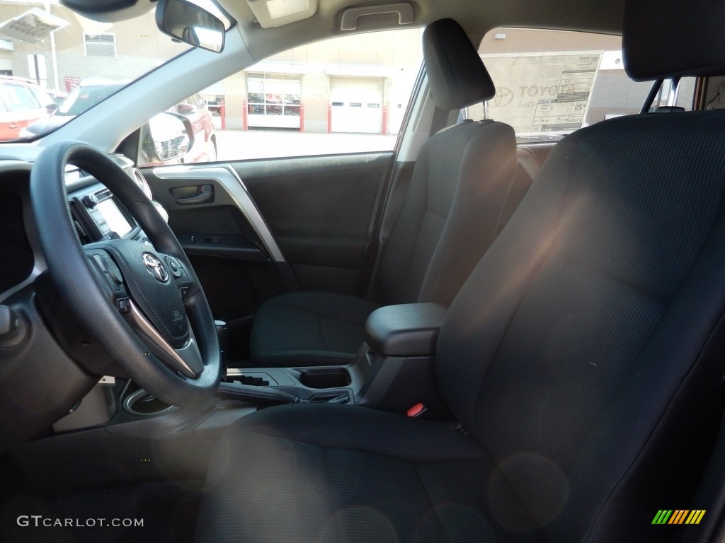 2018 RAV4 LE - Ruby Flare Pearl / Black photo #3