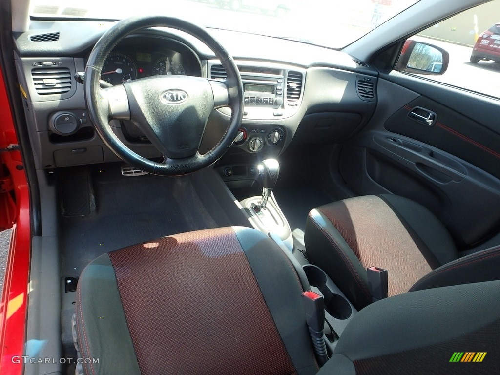 2007 Rio Rio5 SX Hatchback - Tropical Red / Gray photo #10