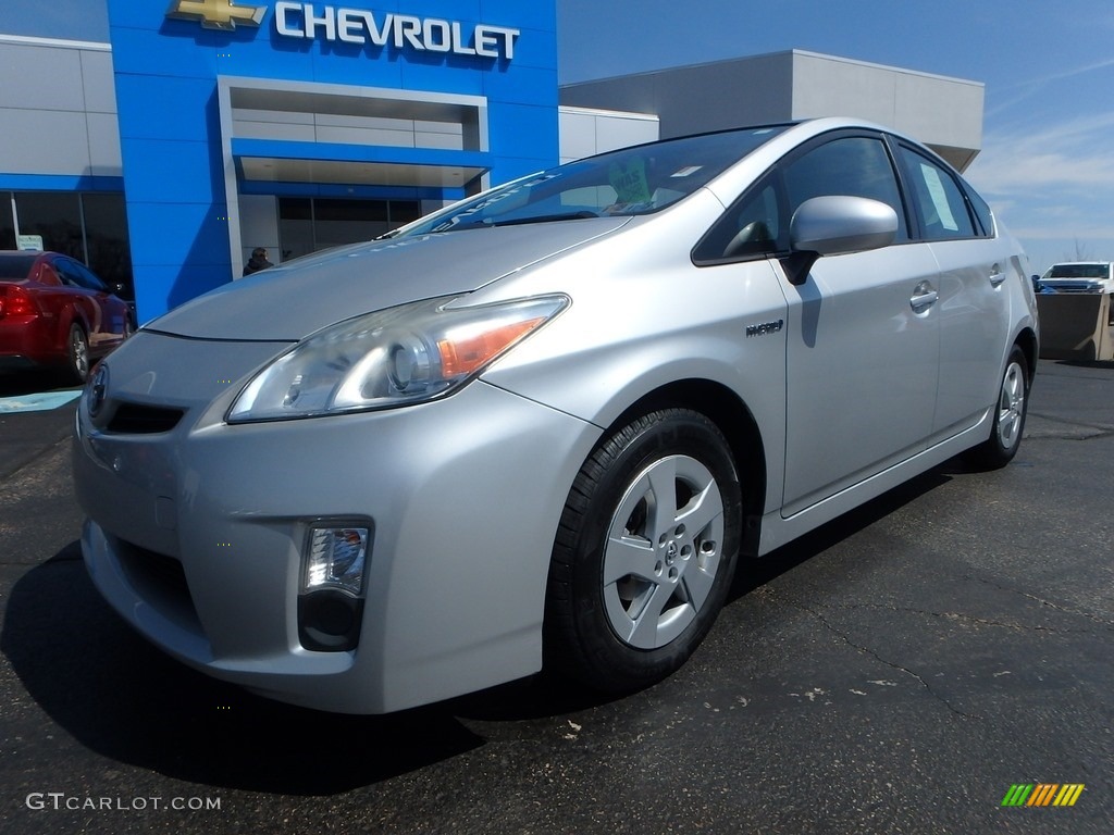 2010 Prius Hybrid IV - Classic Silver Metallic / Misty Gray photo #2