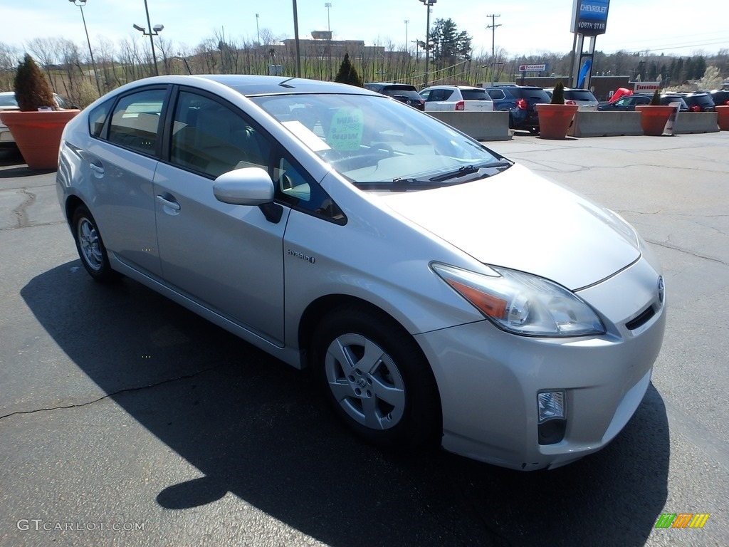 2010 Prius Hybrid IV - Classic Silver Metallic / Misty Gray photo #11