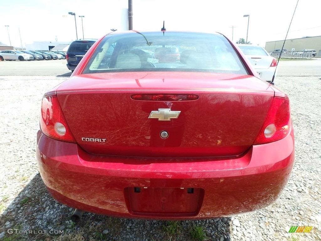2010 Cobalt LS Sedan - Crystal Red Tintcoat Metallic / Gray photo #3