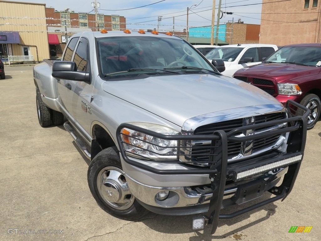 2007 Ram 3500 SLT Quad Cab 4x4 Dually - Bright Silver Metallic / Medium Slate Gray photo #2