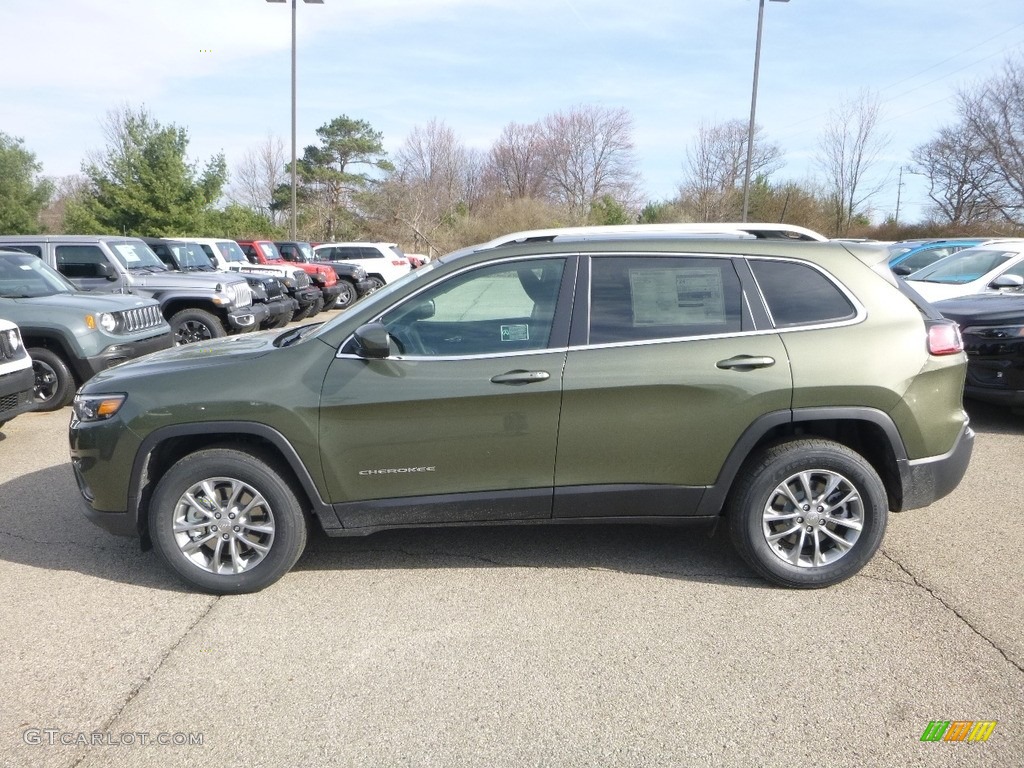 2019 Cherokee Latitude Plus 4x4 - Olive Green Pearl / Black photo #2