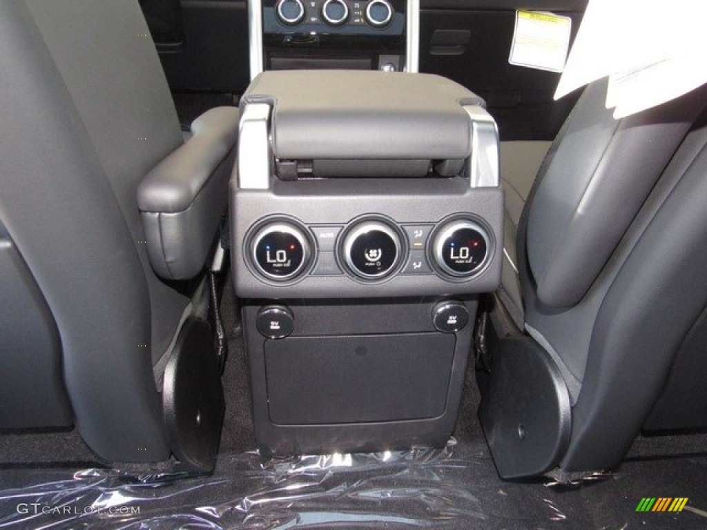 2018 Land Rover Discovery HSE Luxury Controls Photo #126784211