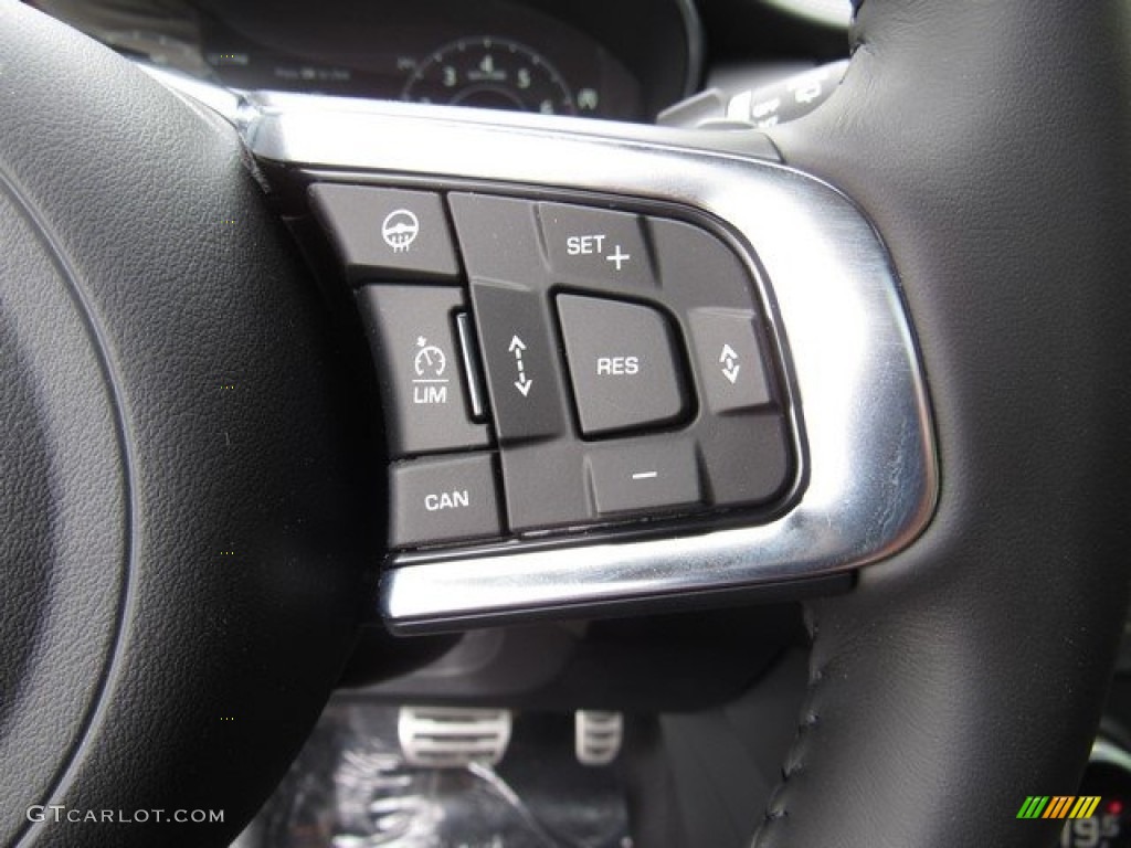 2018 Jaguar E-PACE R-Dynamic HSE Controls Photo #126787256
