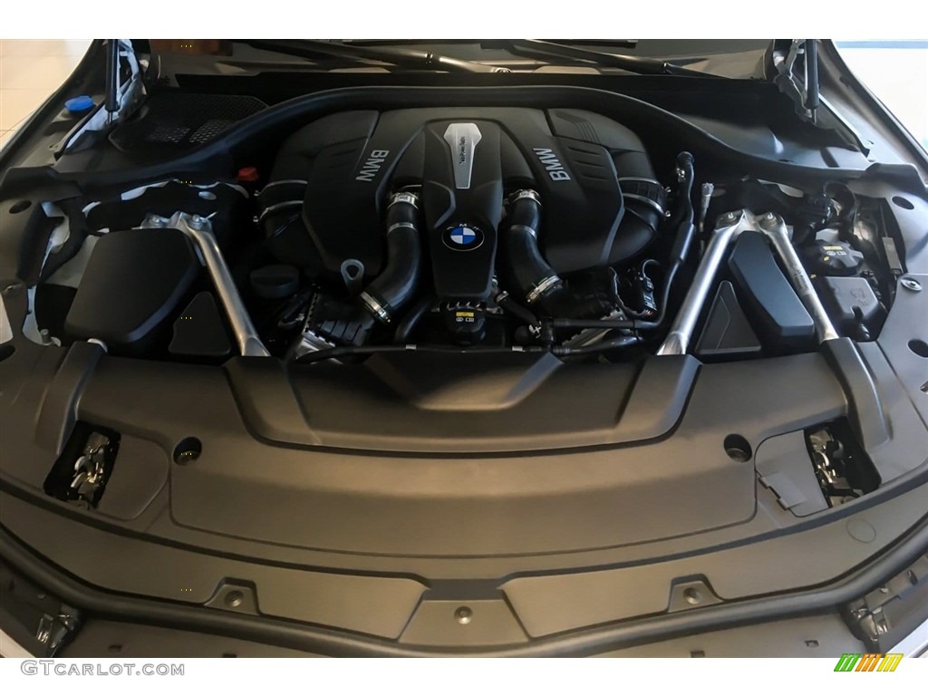 2019 BMW 7 Series 750i Sedan 4.4 Liter DI TwinPower Turbocharged DOHC 32-Valve VVT V8 Engine Photo #126795698