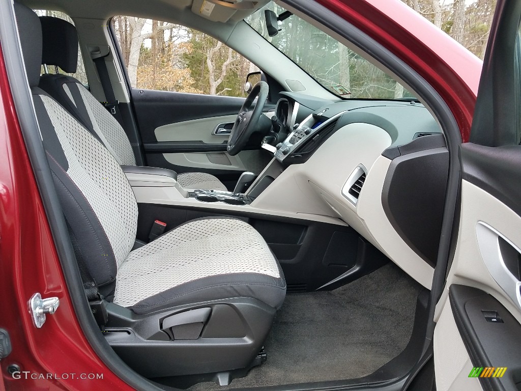 2010 Equinox LS - Cardinal Red Metallic / Jet Black/Light Titanium photo #10