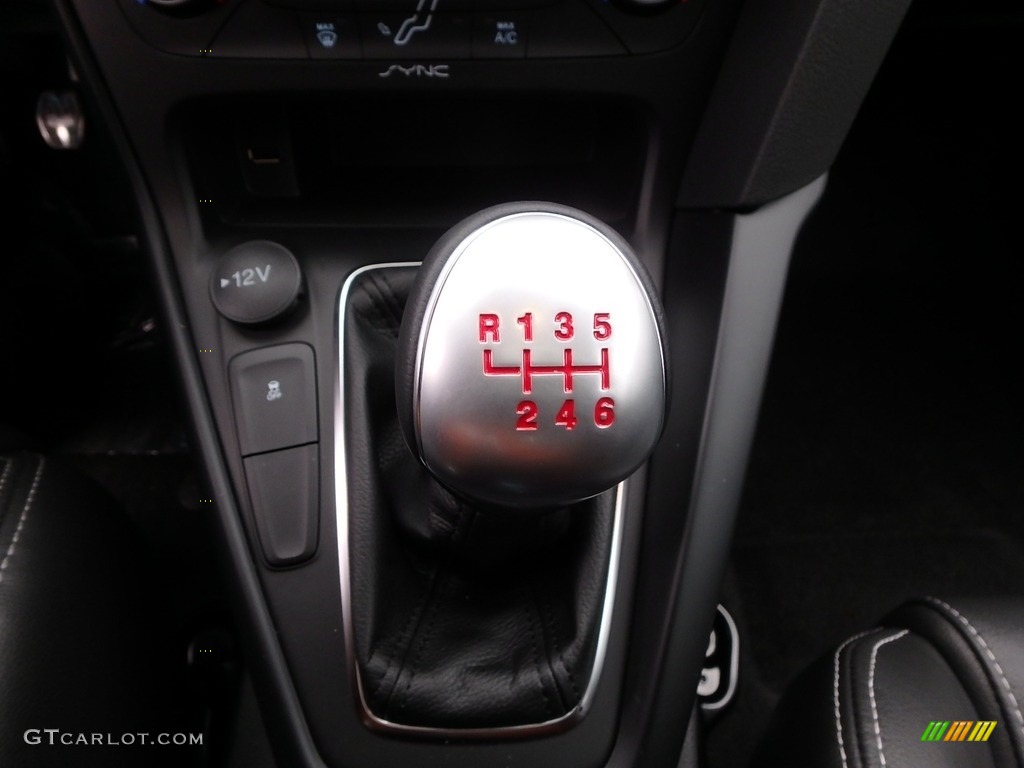 2018 Ford Focus ST Hatch 6 Speed Manual Transmission Photo #126803423