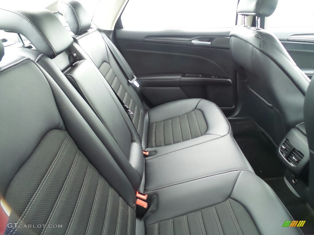 2018 Fusion SE - Blue Metallic / Ebony photo #5