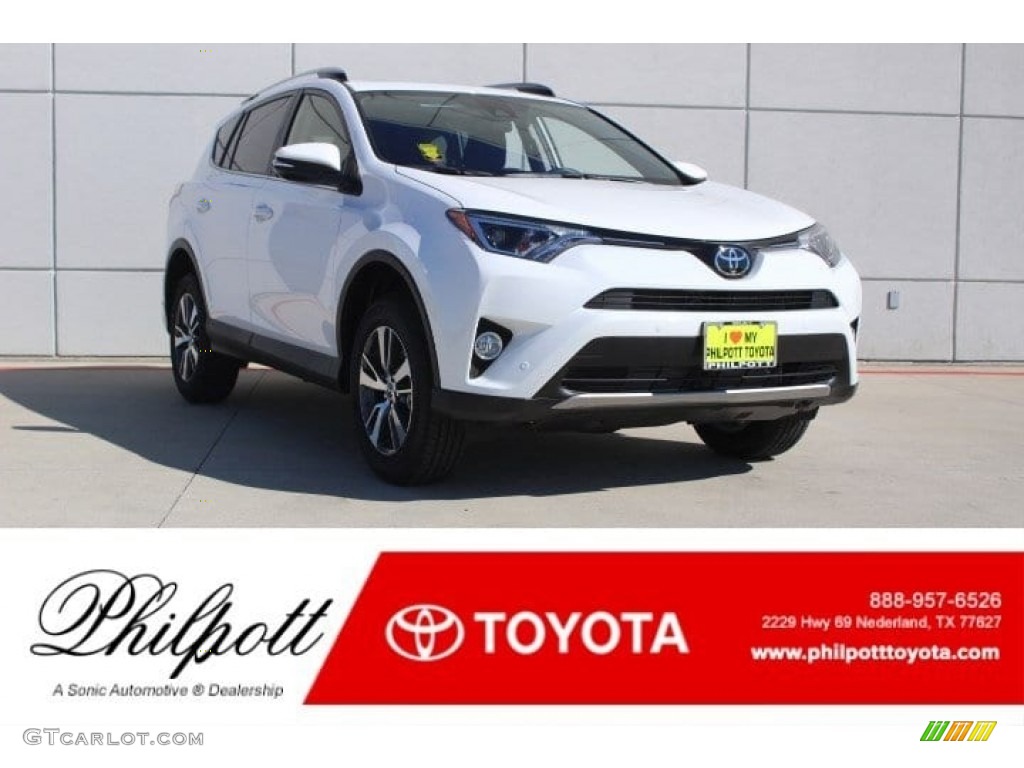 2018 RAV4 XLE - Super White / Black photo #1