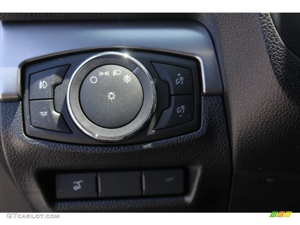 2018 Explorer XLT 4WD - Magnetic Metallic / Ebony Black photo #22