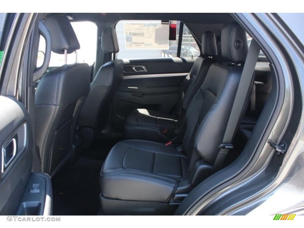 2018 Explorer XLT 4WD - Magnetic Metallic / Ebony Black photo #24