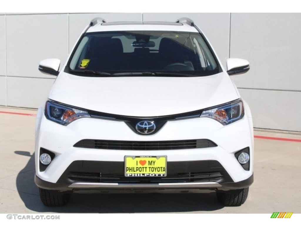 2018 RAV4 XLE - Super White / Black photo #2