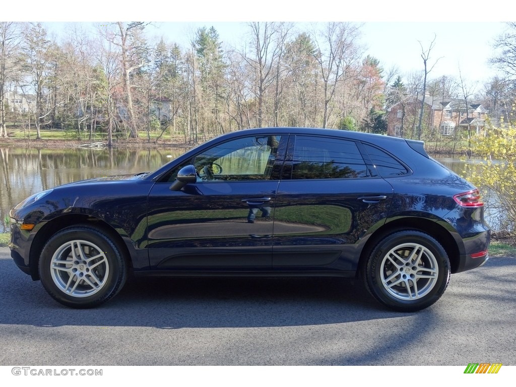 Night Blue Metallic 2018 Porsche Macan Standard Macan Model Exterior Photo #126807833