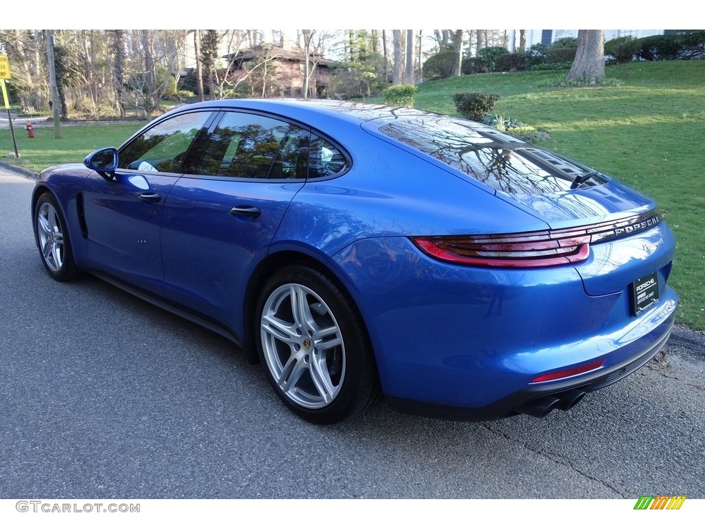 2018 Panamera 4 - Sapphire Blue Metallic / Black photo #4