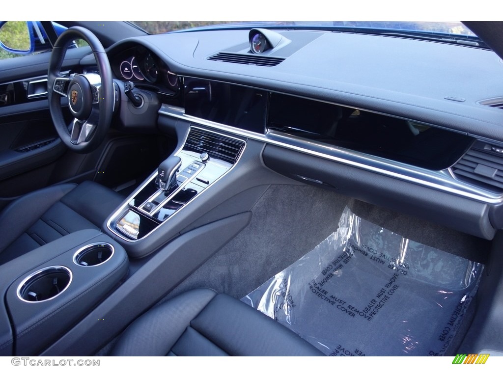 2018 Porsche Panamera 4 Front Seat Photo #126808394