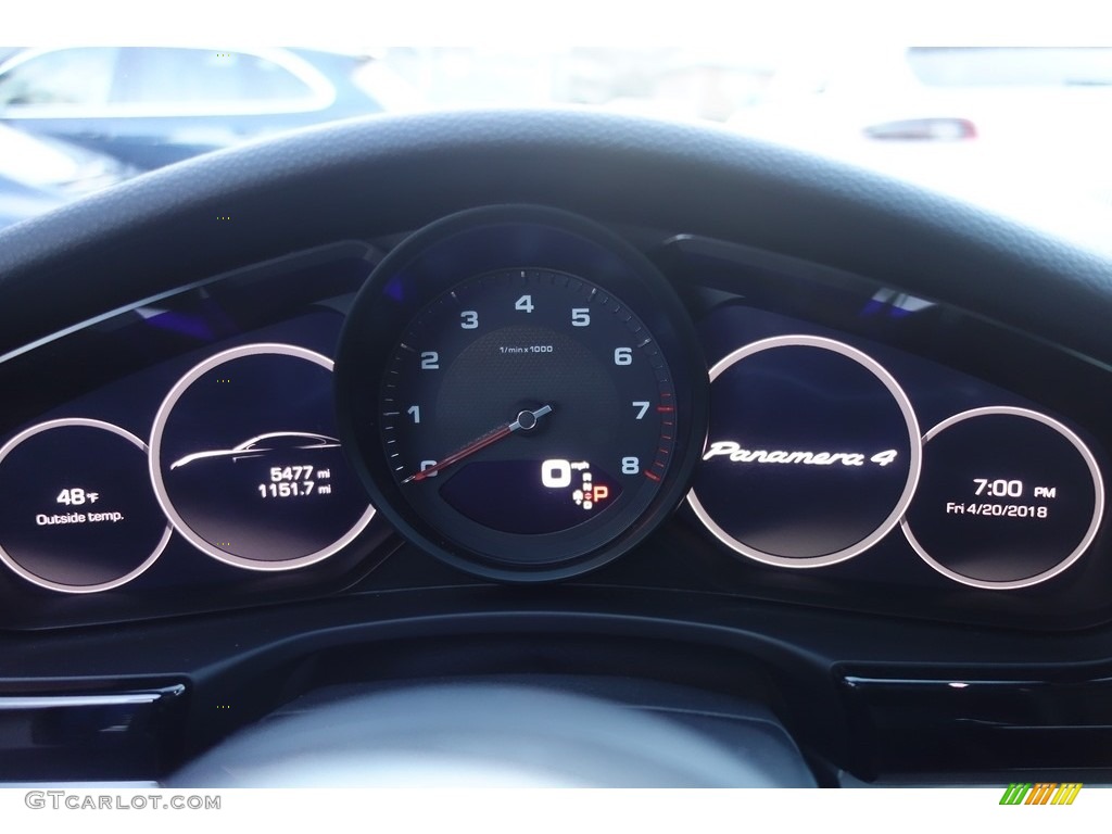 2018 Porsche Panamera 4 Gauges Photo #126808451