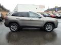 2019 Light Brownstone Pearl Jeep Cherokee Latitude Plus 4x4  photo #6