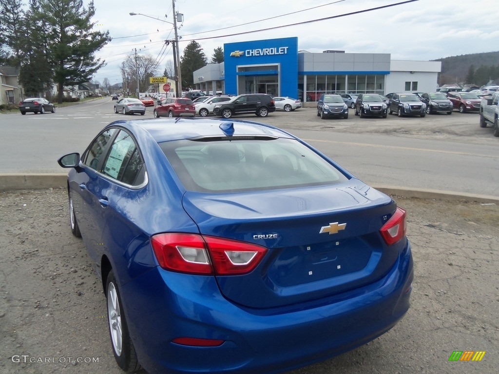 2018 Cruze LT - Kinetic Blue Metallic / Jet Black photo #26