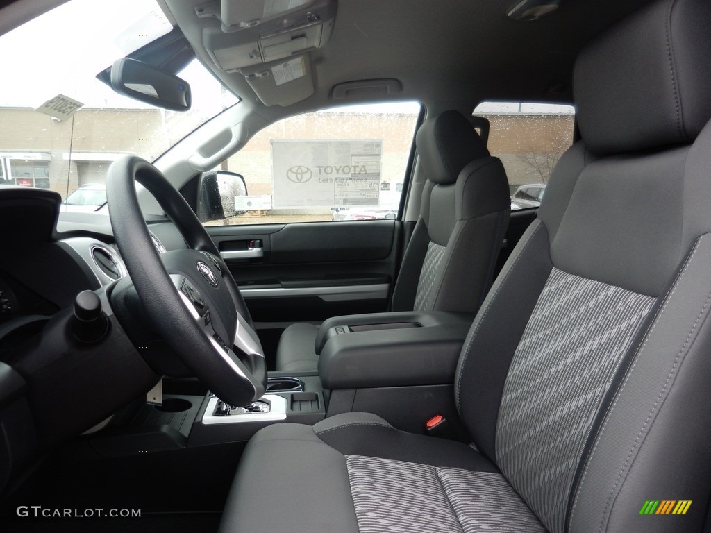 2018 Tundra SR5 Double Cab 4x4 - Silver Sky Metallic / Graphite photo #3