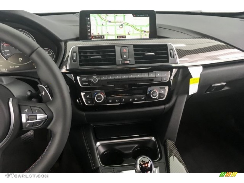 2018 BMW M4 Convertible Controls Photo #126814280