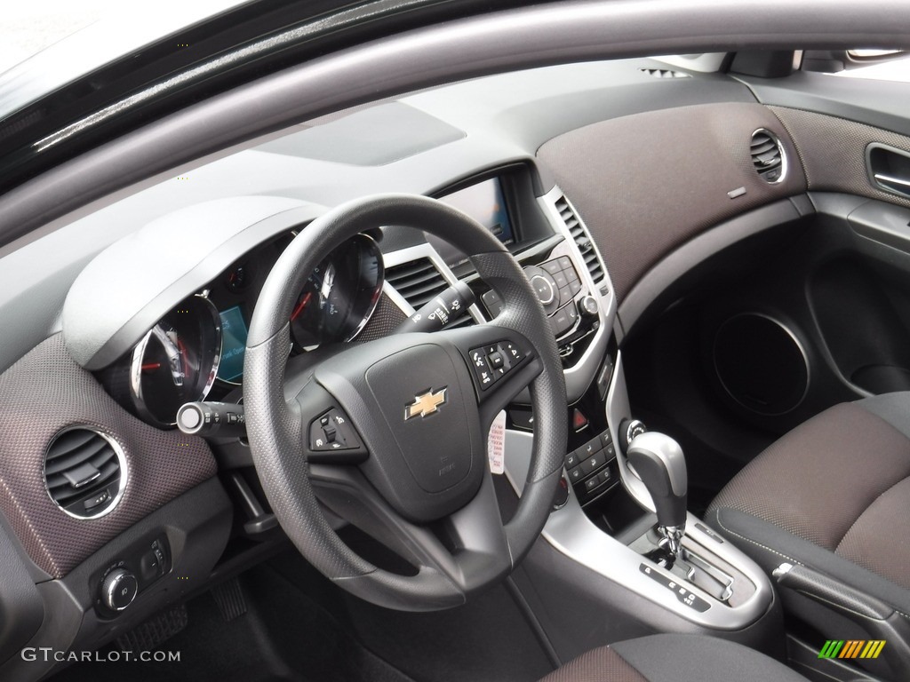 2015 Cruze LT - Rainforest Green Metallic / Brownstone photo #15