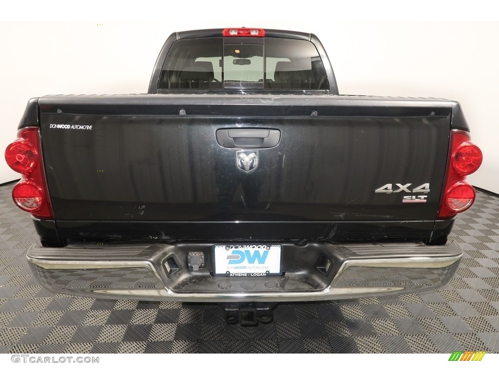 2008 Ram 1500 SLT Quad Cab 4x4 - Brilliant Black Crystal Pearl / Medium Slate Gray photo #10